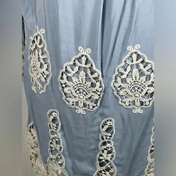 Rue21 Dress 3/4 Sleeves Deep Rounded Neckline Embroidered Lace NWT XS - Picture 3 of 5